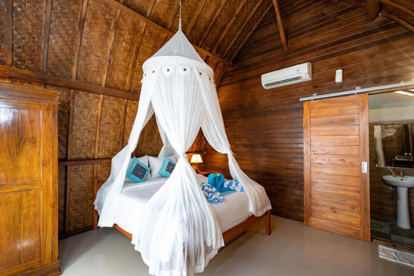 Sundi Ocean Bungalow By Abm Toyapakeh Rom bilde