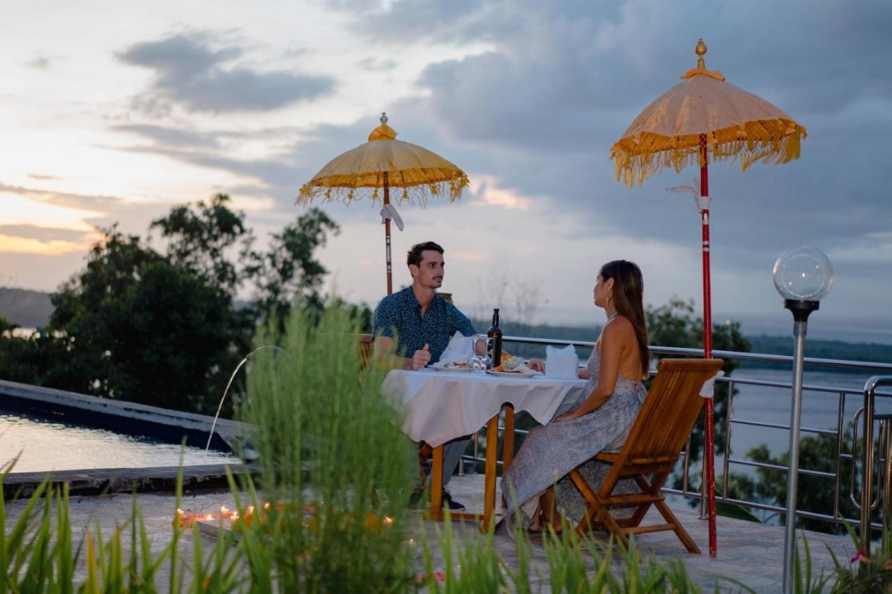 Sundi Ocean Bungalow By Abm Toyapakeh Eksteriør bilde